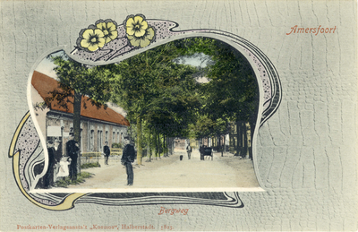 11627 Gezicht in de Bergweg te Amersfoort.N.B. Fantasiekaart; de straatnaam Bergweg is later gewijzigd in Bergstraat.